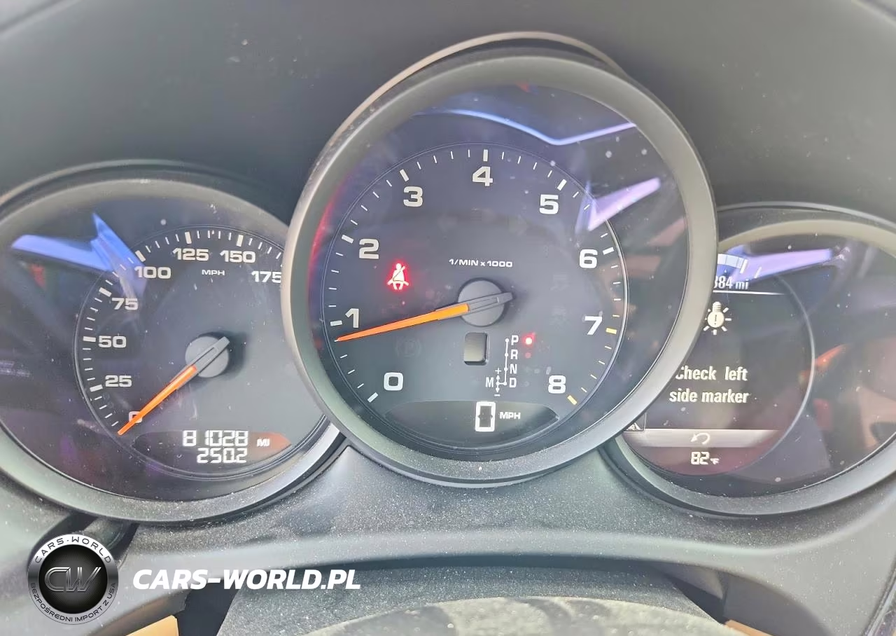 2018 Porsche Macan VIN:WP1AA2A56JLB20844 - 9