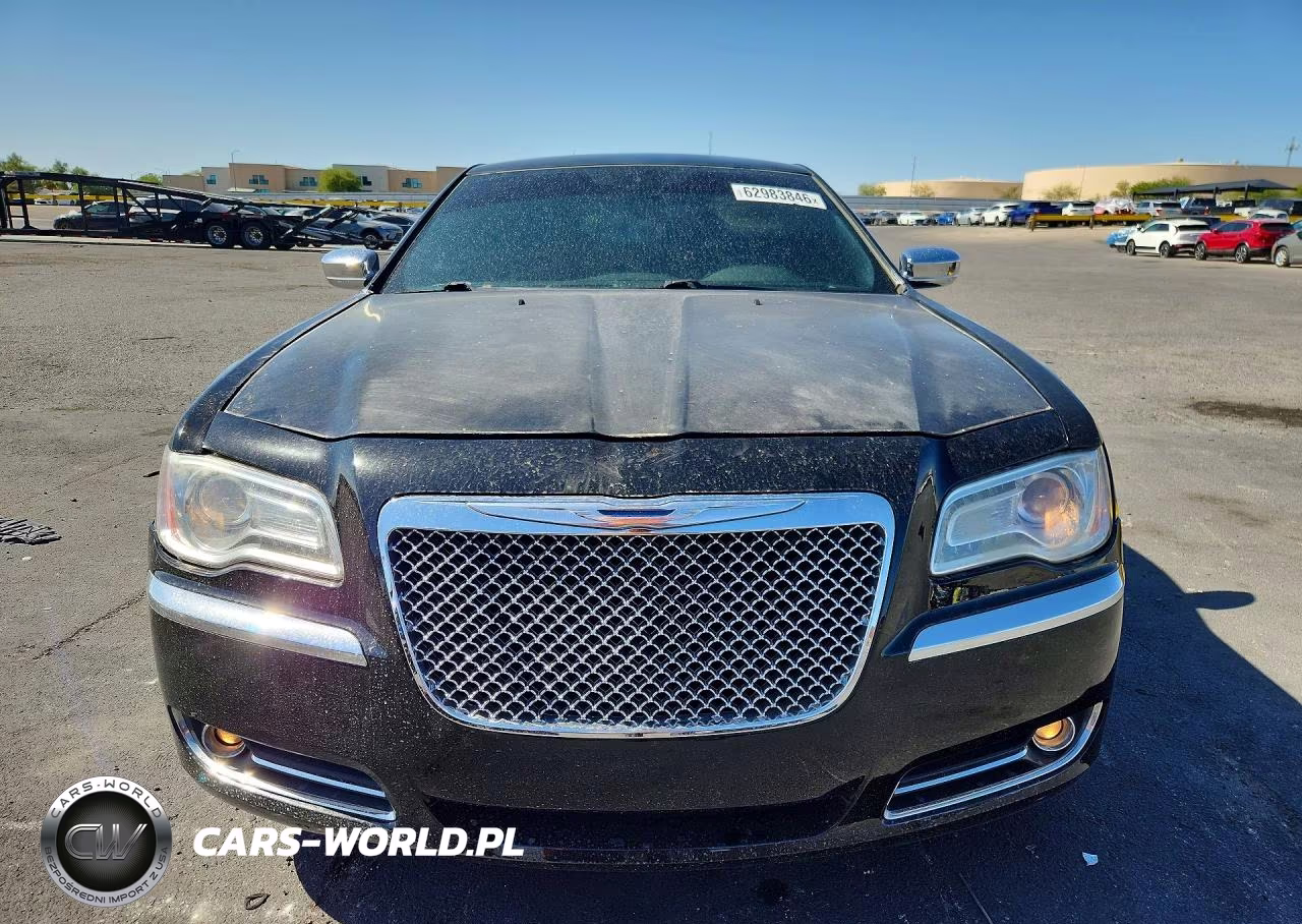 2013 Chrysler 300C VIN:2C3CCAET4DH675787 - 5