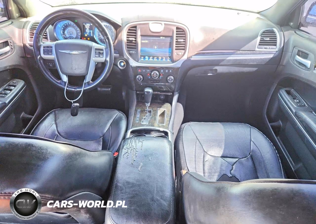 2013 Chrysler 300C VIN:2C3CCAET4DH675787 - 8