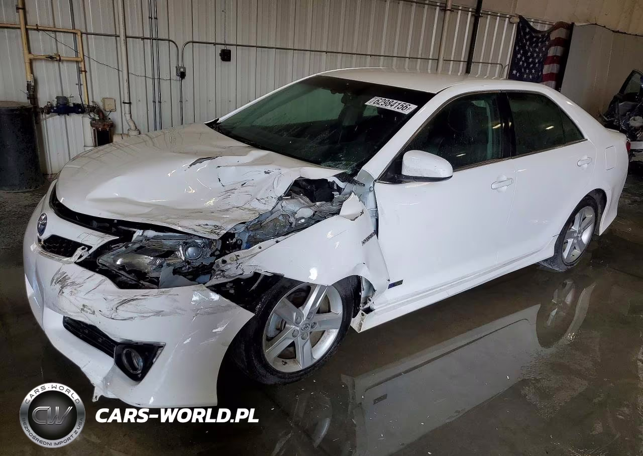 2014 Toyota Camry Hybrid Se – zdjęcie 1 z 12