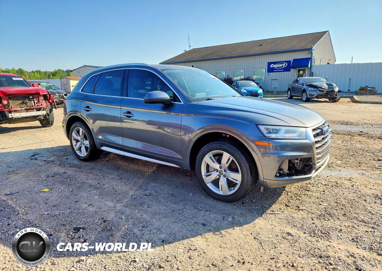 2018 Audi Q5 Premium Plus VIN:WA1BNAFY5J2017793 - 4