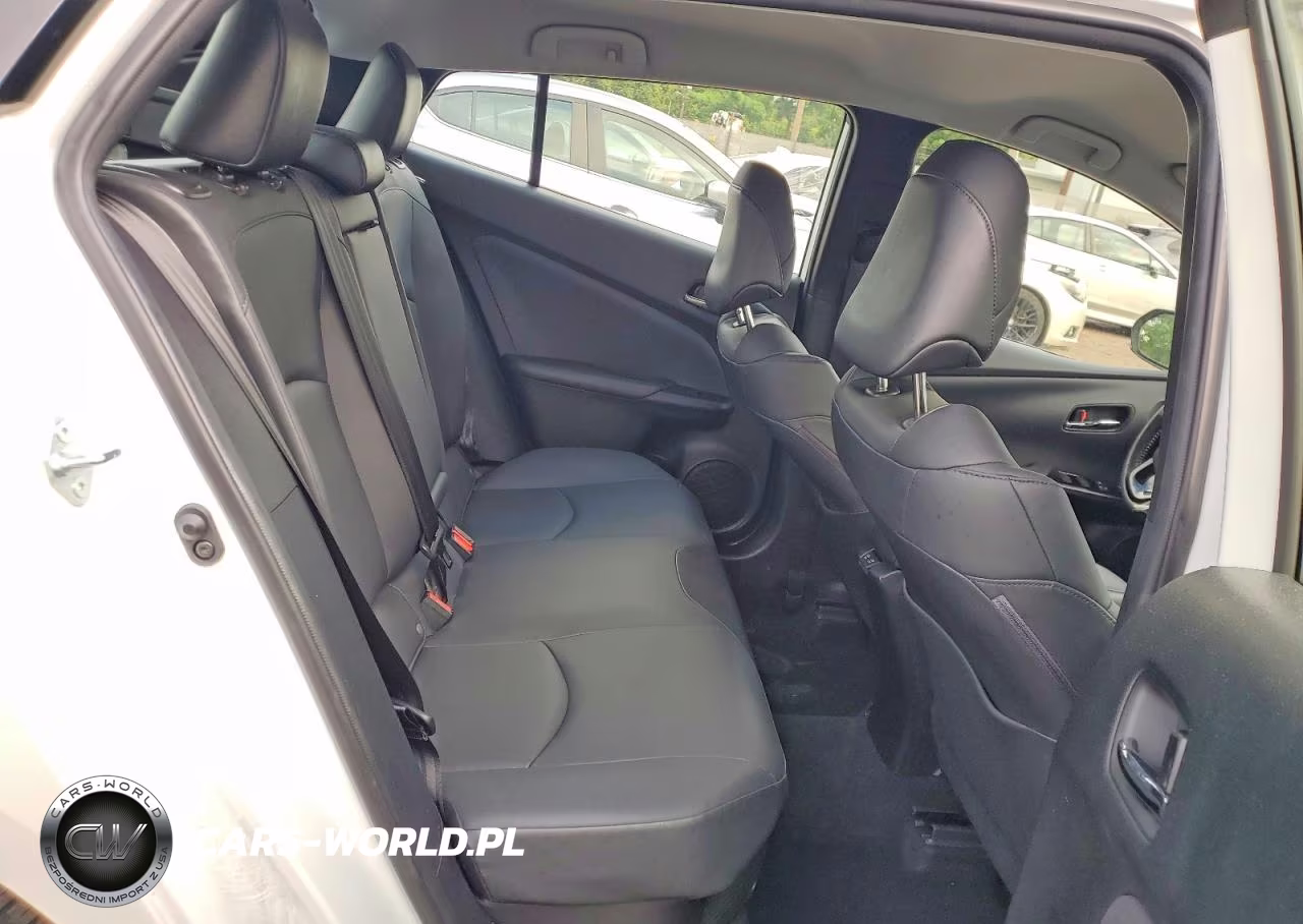 2021 Toyota Prius Xle Awd-E VIN:JTDL9MFU0M3029328 - 10