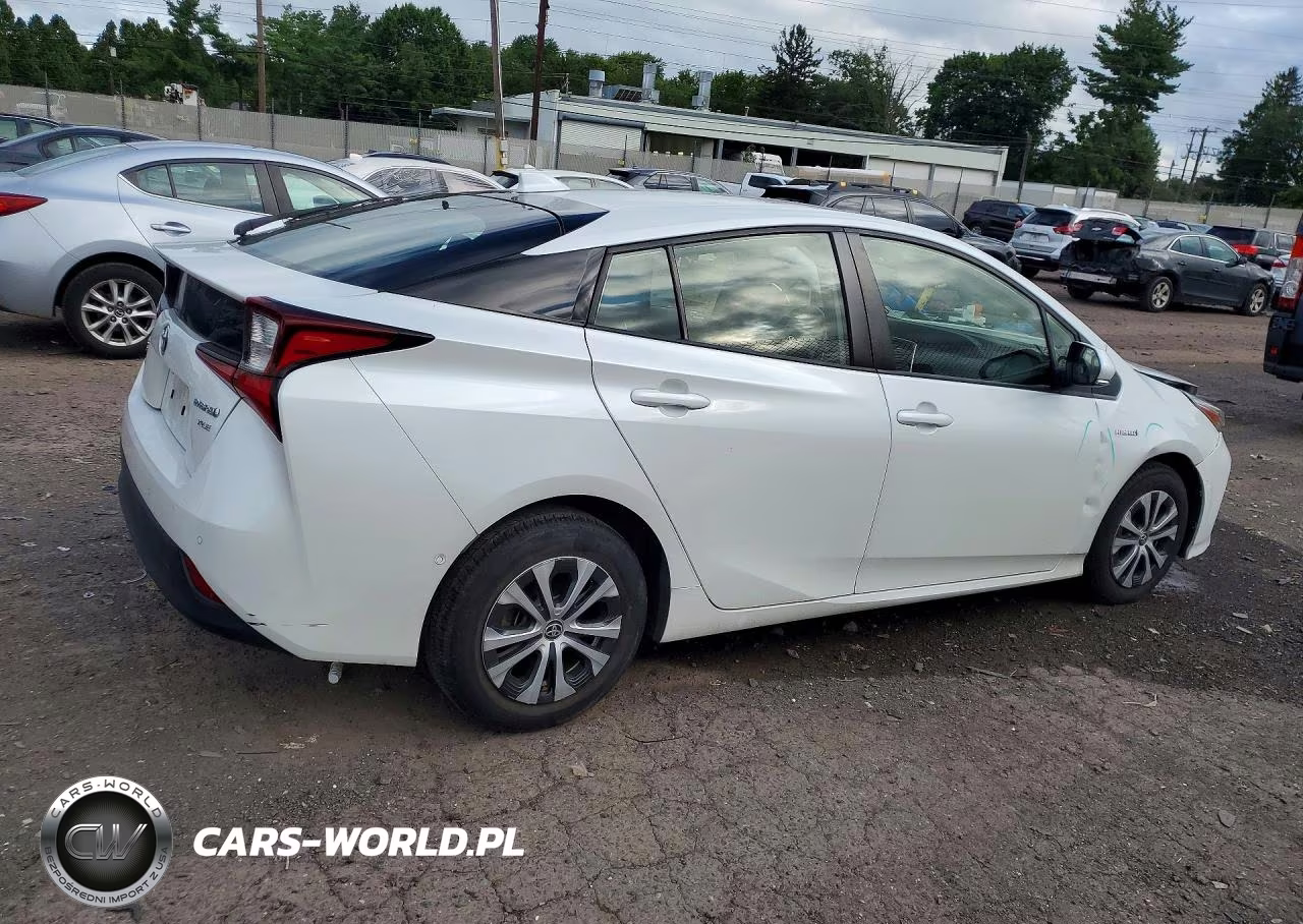 2021 Toyota Prius Xle Awd-E VIN:JTDL9MFU0M3029328 - 3