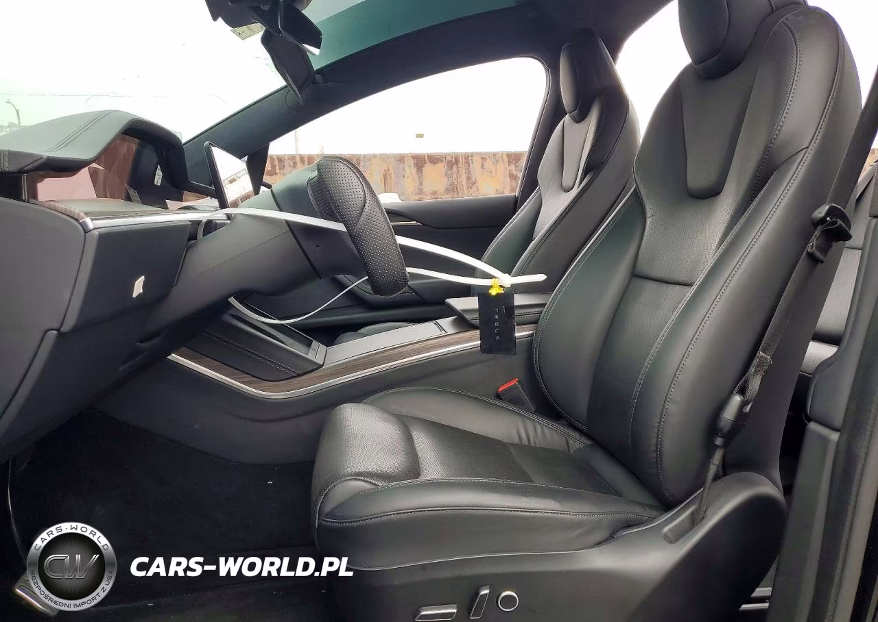 2022 Tesla Model X VIN:7SAXCAE51NF349793 - 7