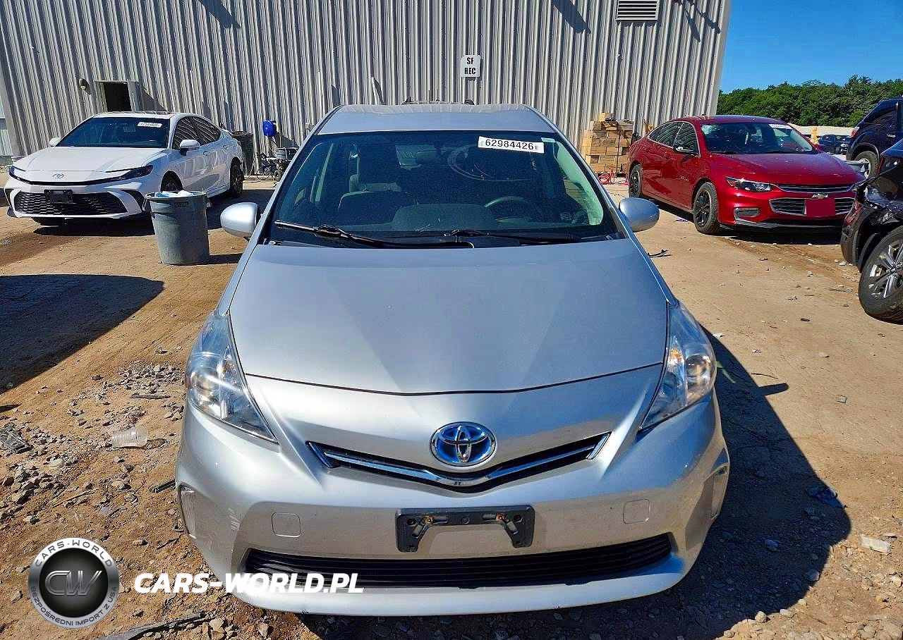2012 Toyota Prius V Three VIN:JTDZN3EU8C3144999 - 5
