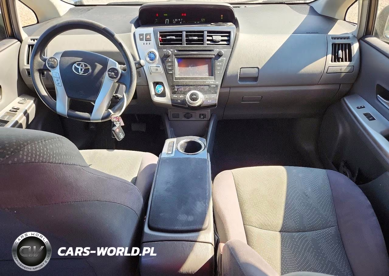 2012 Toyota Prius V Three VIN:JTDZN3EU8C3144999 - 8
