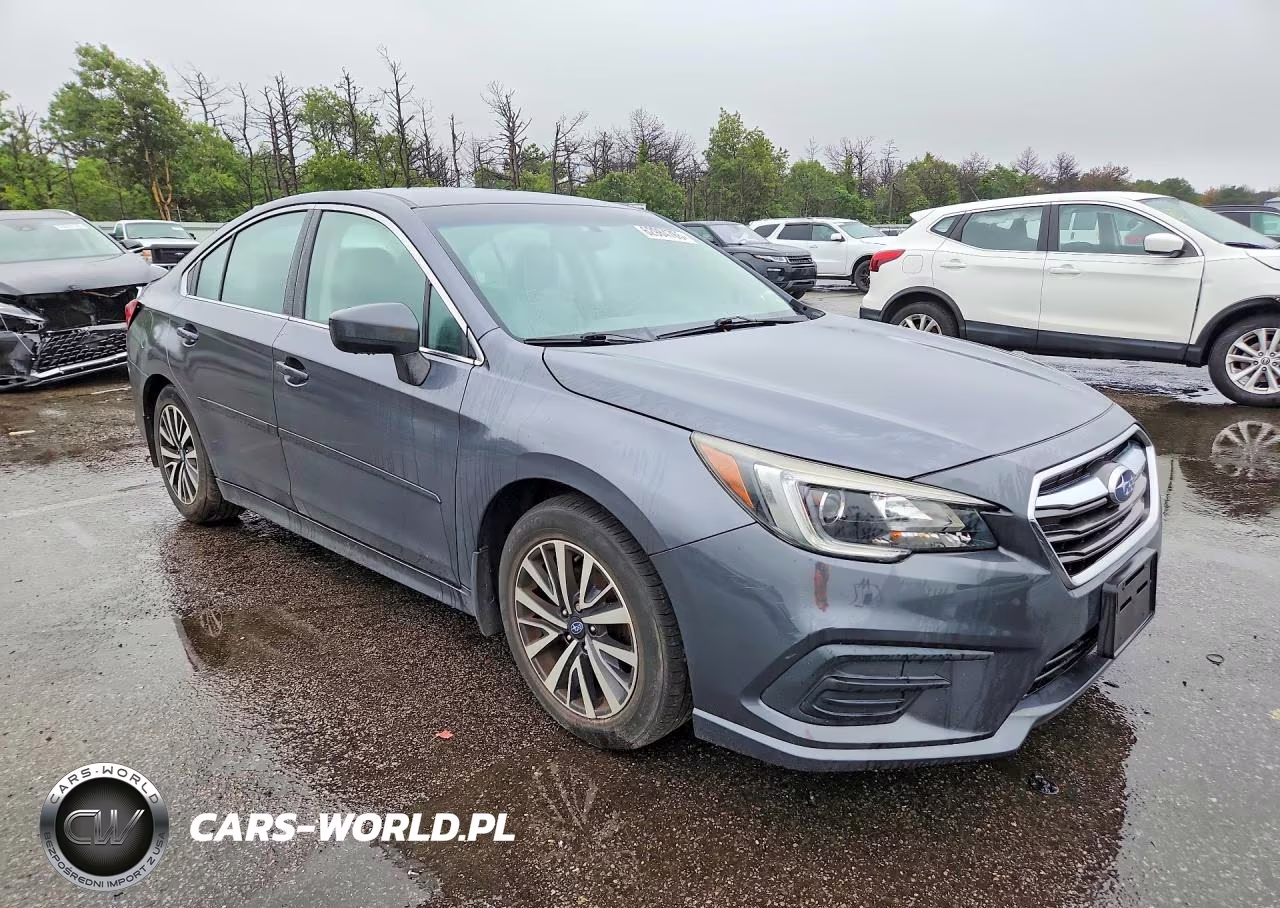 2018 Subaru Legacy 2.5I Premium VIN:4S3BNAC62J3026874 - 4