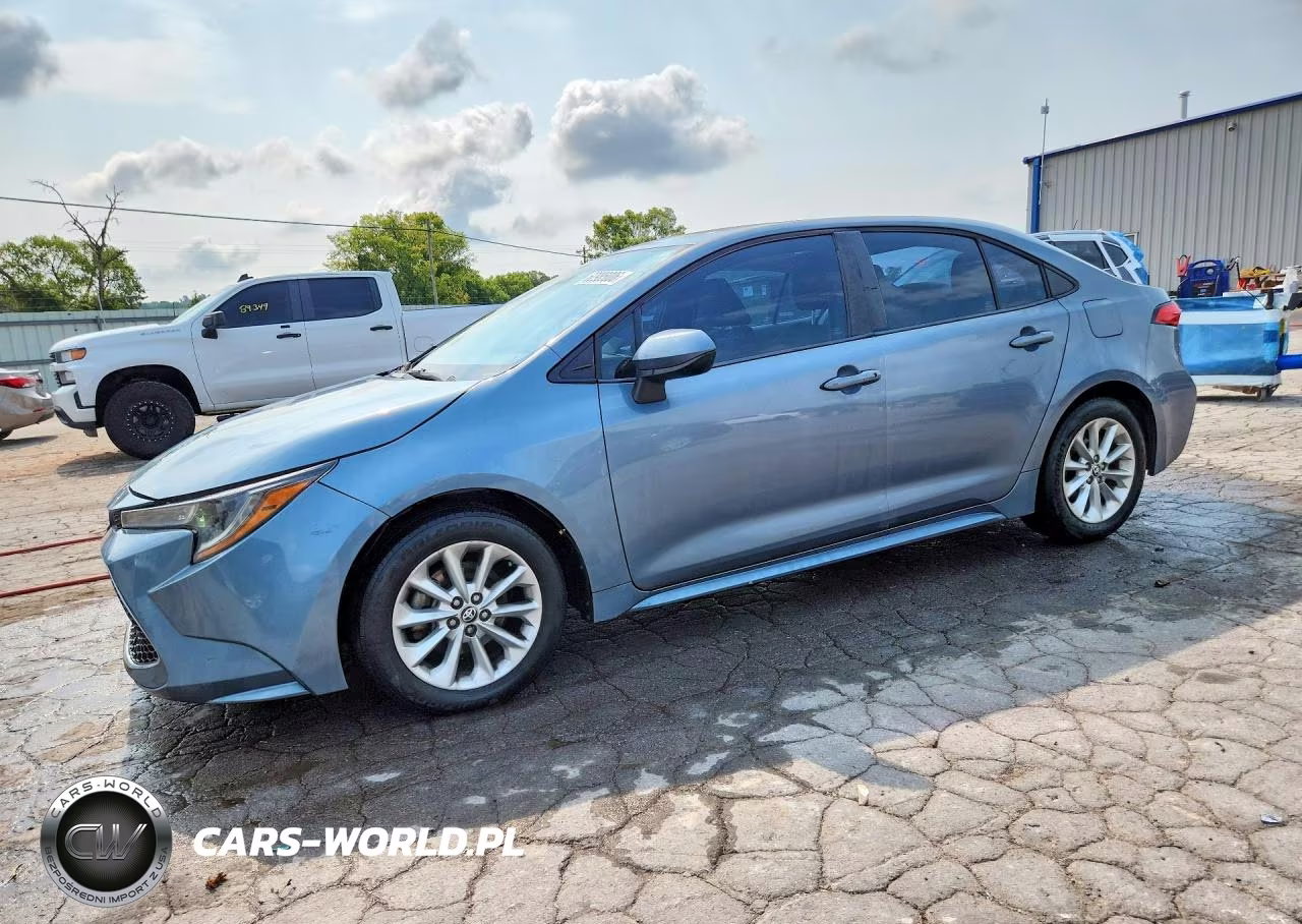 2020 Toyota Corolla Le – zdjęcie 1 z 12