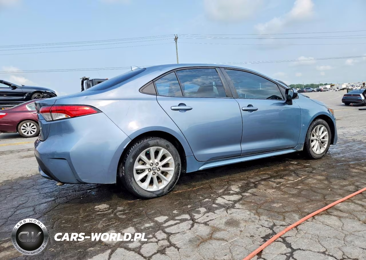 2020 Toyota Corolla Le VIN:5YFHPRAE4LP009713 - 3