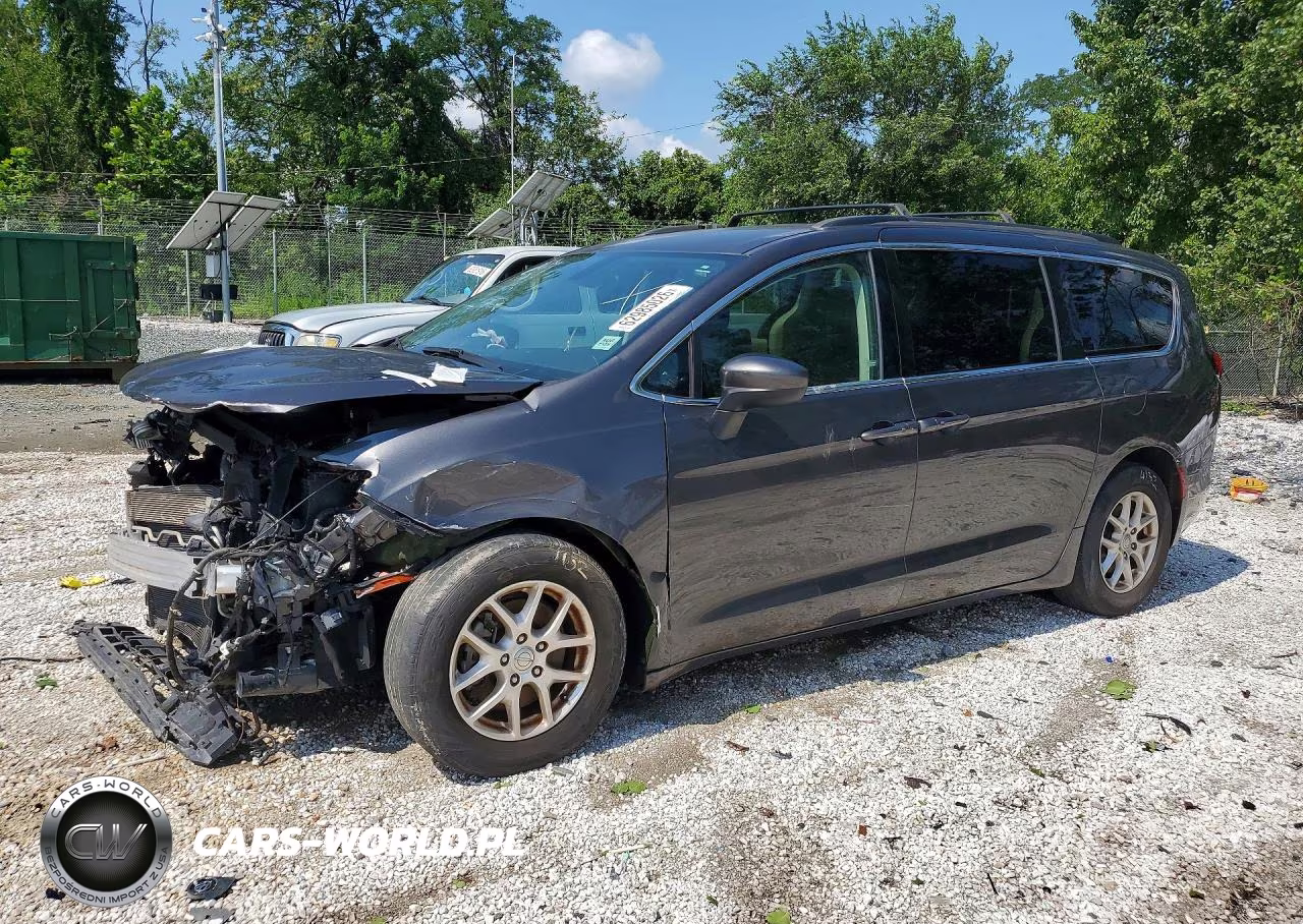 2020 Chrysler Voyager Lxi