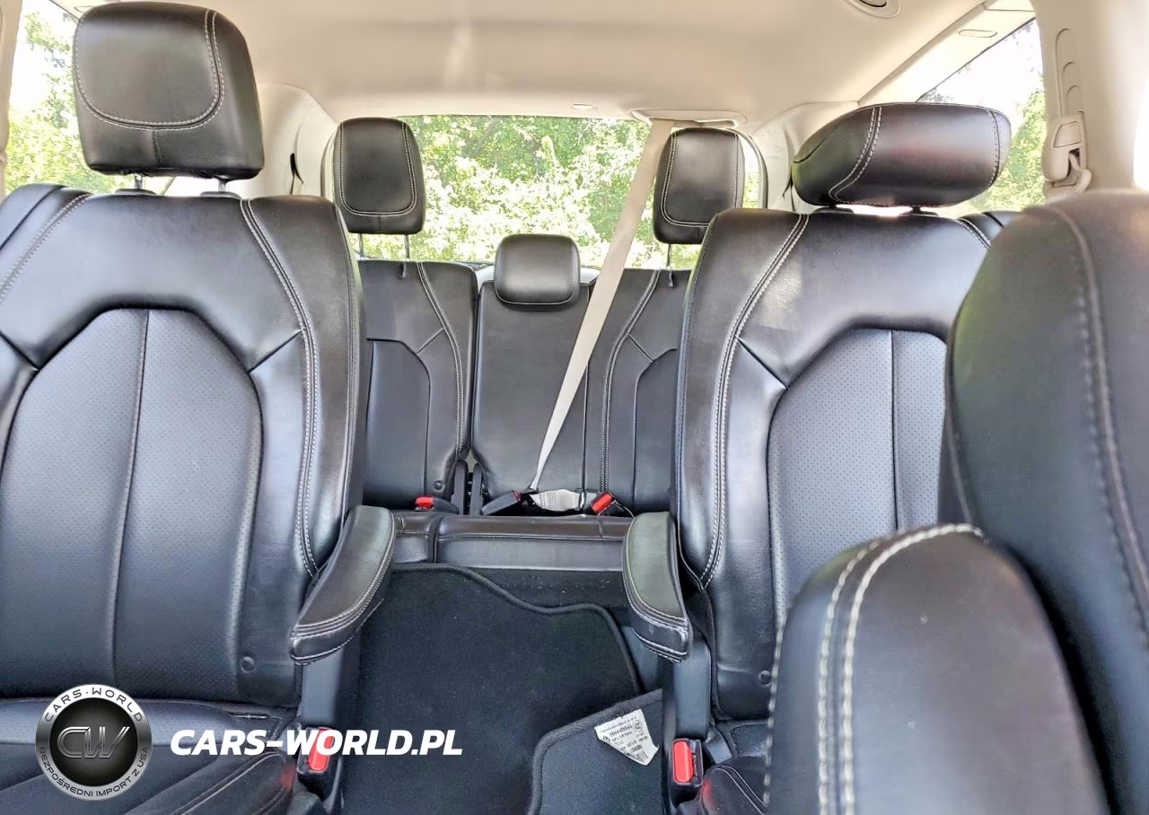 2020 Chrysler Voyager Lxi VIN:2C4RC1DG3LR176174 - 10