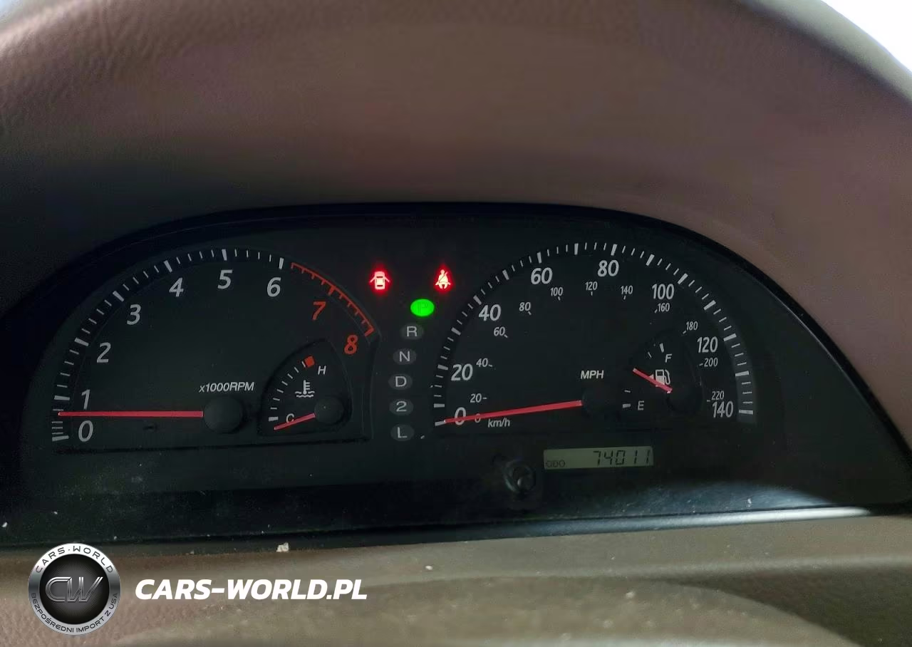 2002 Toyota Camry Le VIN:4T1BE32K42U038266 - 9