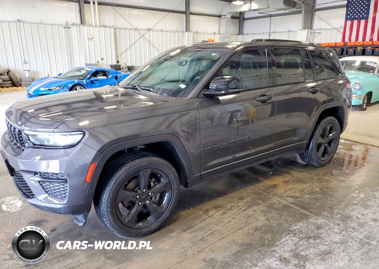 2023 Jeep Grand Cherokee Laredo – zdjęcie 1 z 13