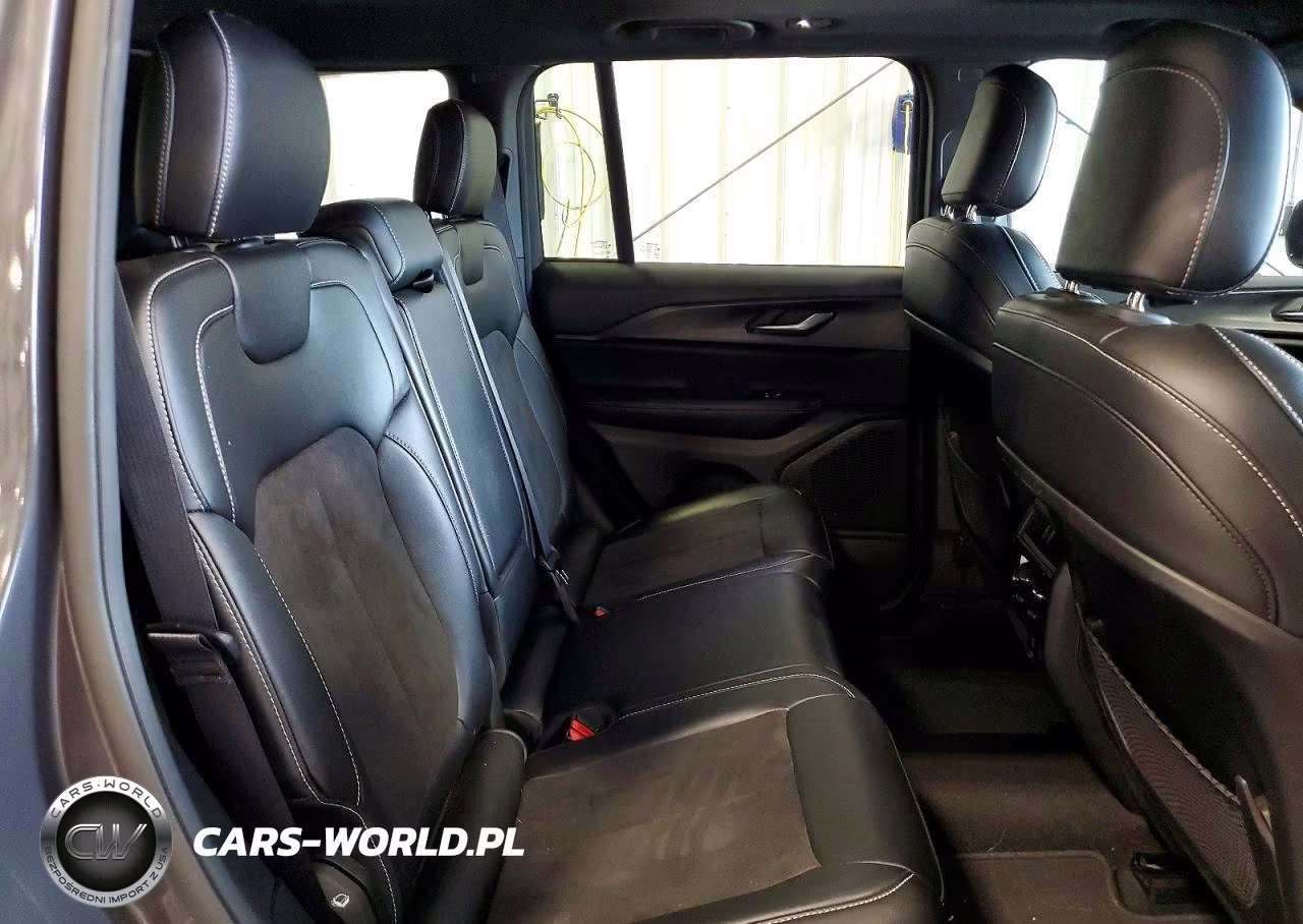 2023 Jeep Grand Cherokee Laredo VIN:1C4RJHAG3PC598950 - 11