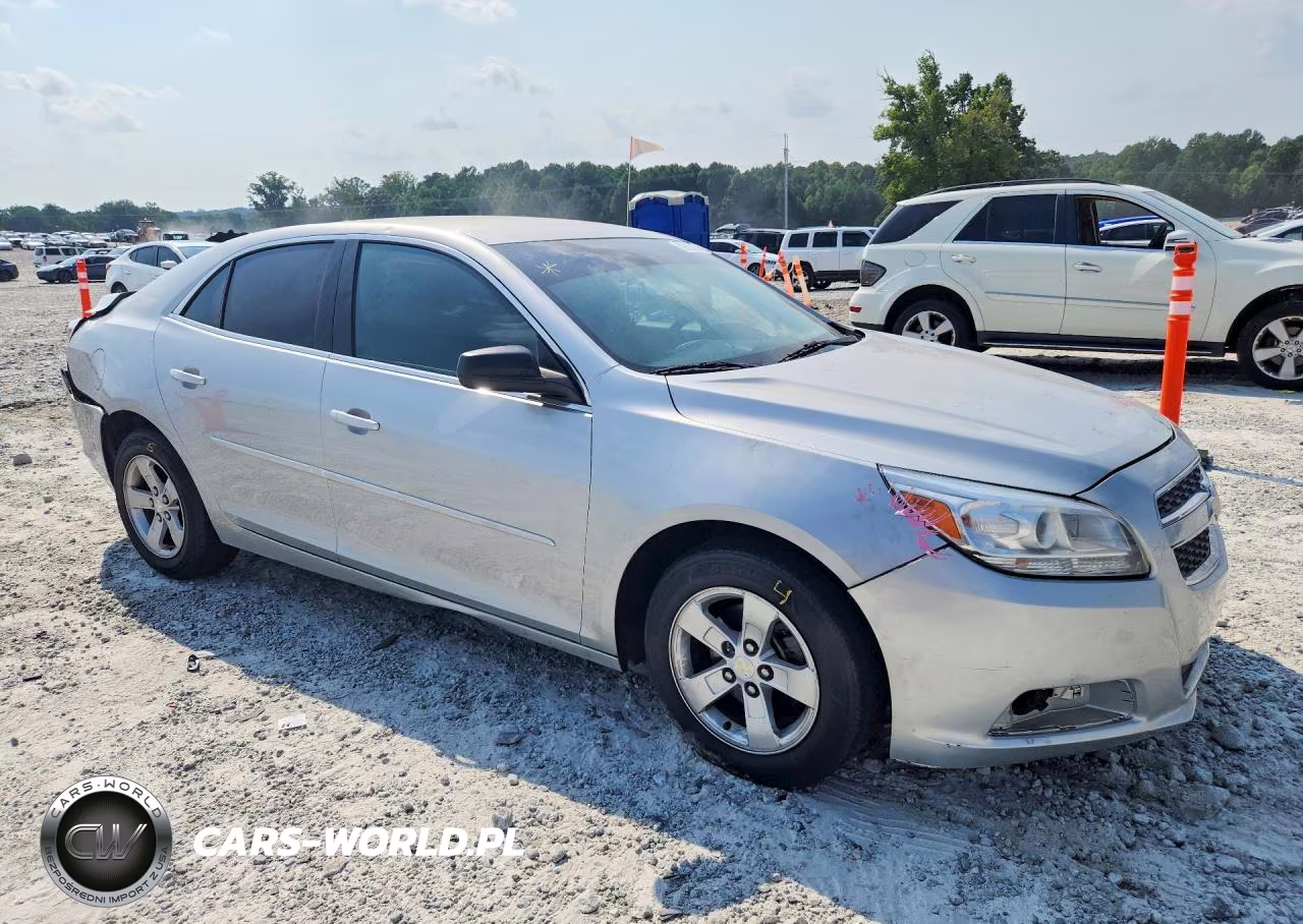 2013 CHEVROLET MALIBU 1LS VIN:1G11B5SA5DF356618 - 4