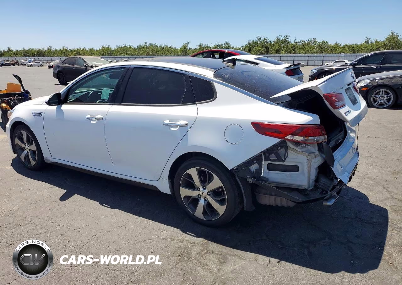 2020 Kia Optima S VIN:5XXGT4L31LG410943 - 2