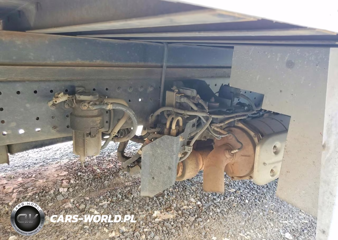 2017 Hino 195 Box Truck VIN:JHHSDM2H6HK005787 - 11