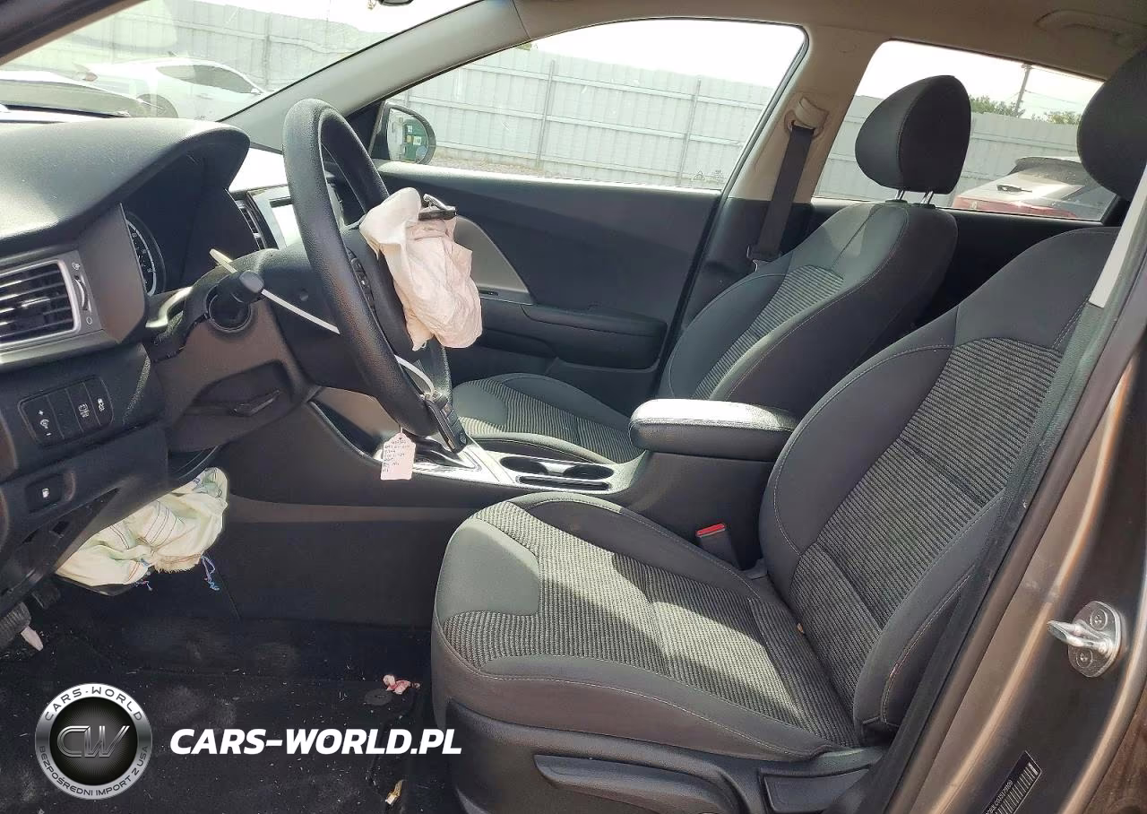 2018 Kia Niro Lx VIN:KNDCB3LC0J5179109 - 7