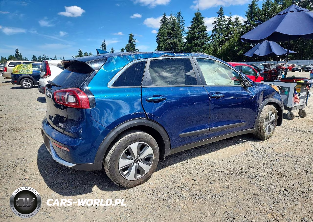2018 Kia Niro Ex VIN:KNDCC3LC1J5127176 - 3