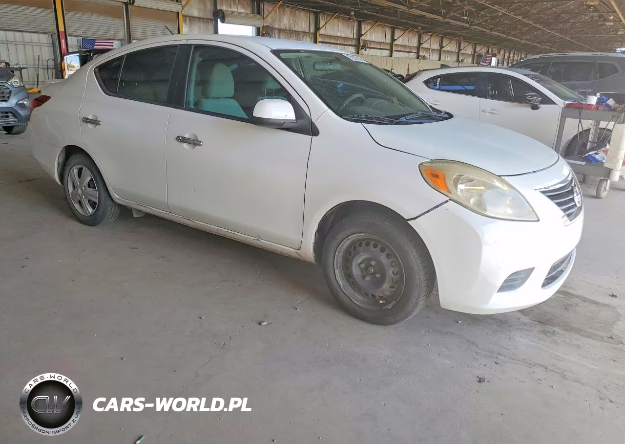 2013 Nissan Versa 1.6 S VIN:3N1CN7AP6DL884203 - 4