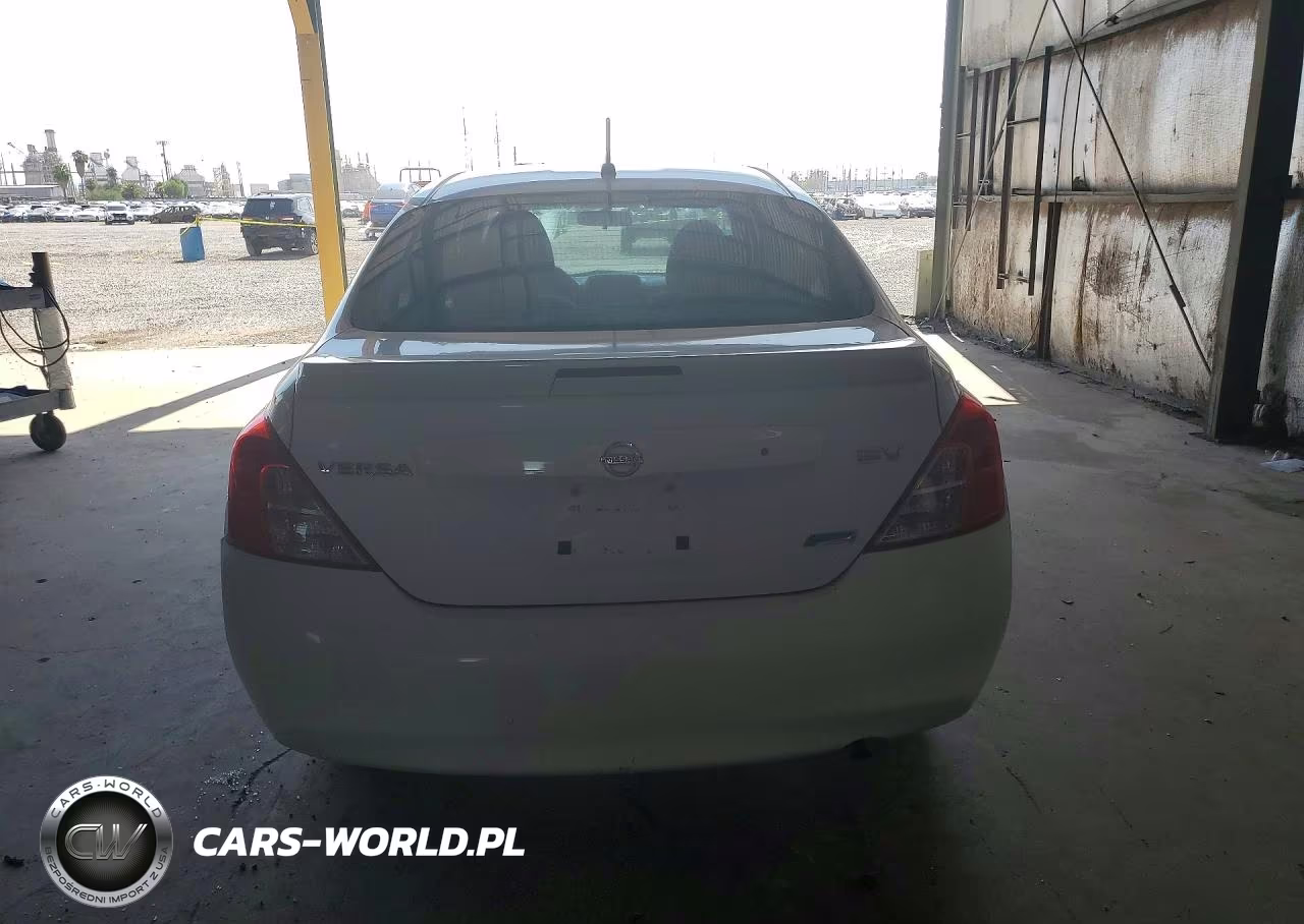 2013 Nissan Versa 1.6 S VIN:3N1CN7AP6DL884203 - 6