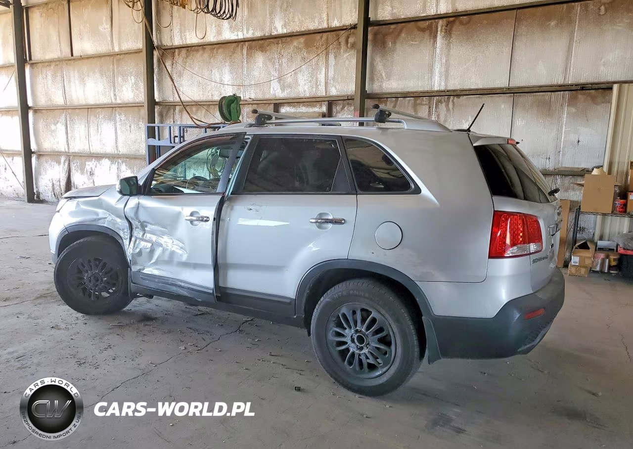 2011 Kia Sorento VIN:5XYKT3A17BG126930 - 2
