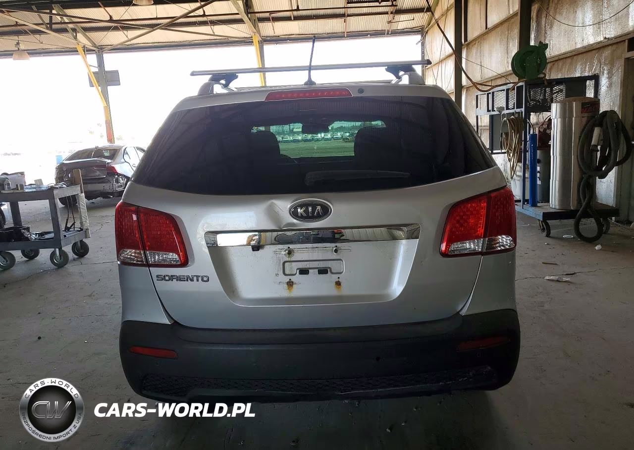 2011 Kia Sorento VIN:5XYKT3A17BG126930 - 6