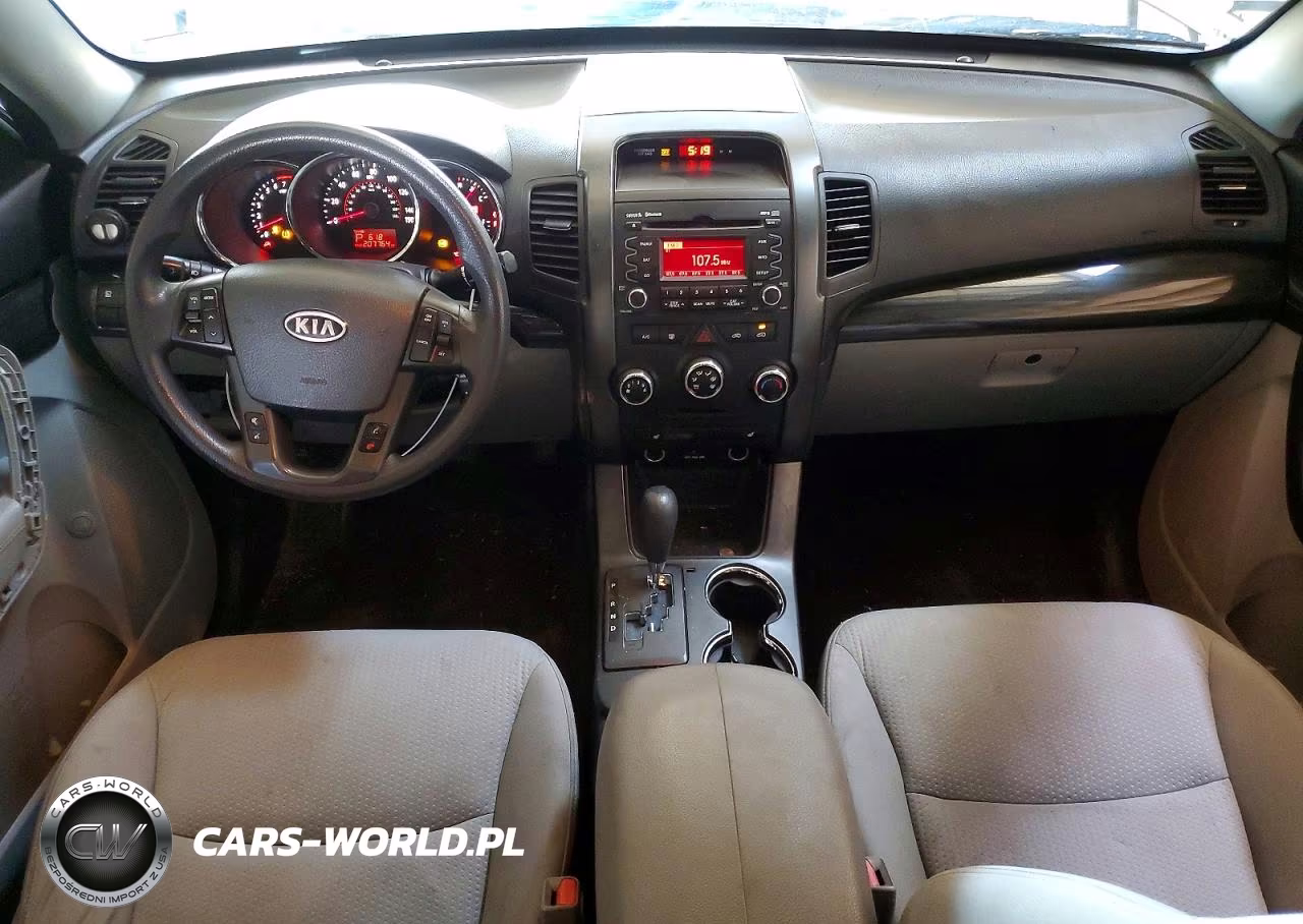 2011 Kia Sorento VIN:5XYKT3A17BG126930 - 8