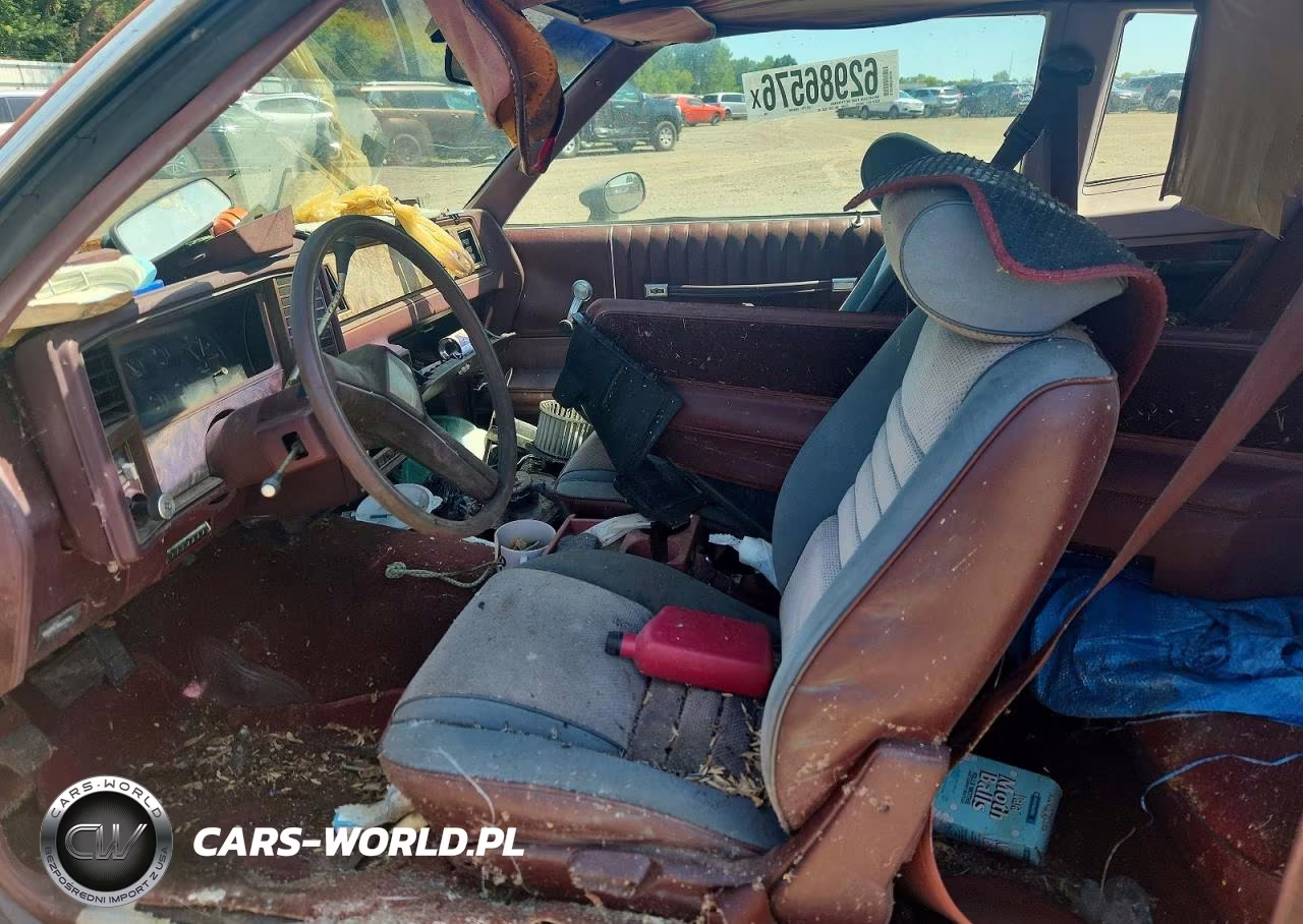 1981 Chevrolet Monte Carlo VIN:1G1AZ37K8BK510051 - 7