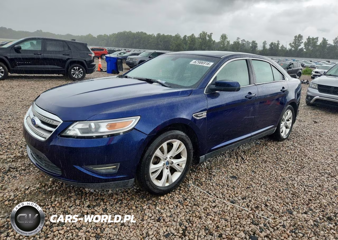 2011 Ford Taurus