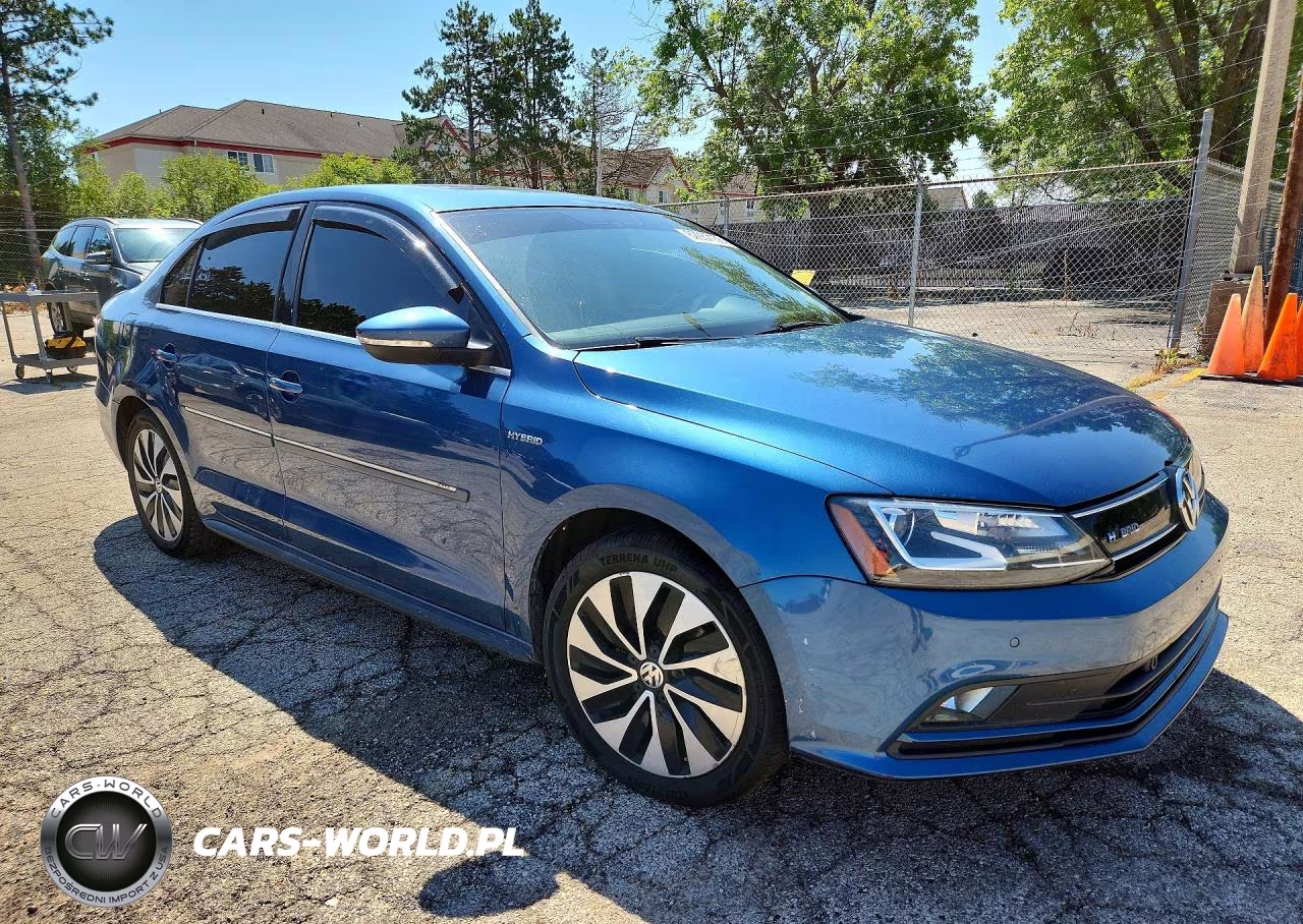 2016 Volkswagen Jetta Hybrid VIN:3VW637AJ0GM405846 - 4