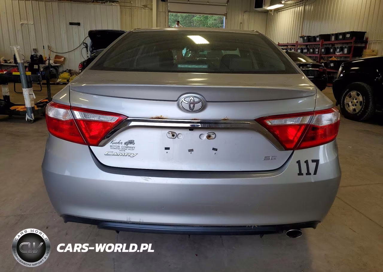 2017 Toyota Camry Se VIN:4T1BF1FK3HU364385 - 6