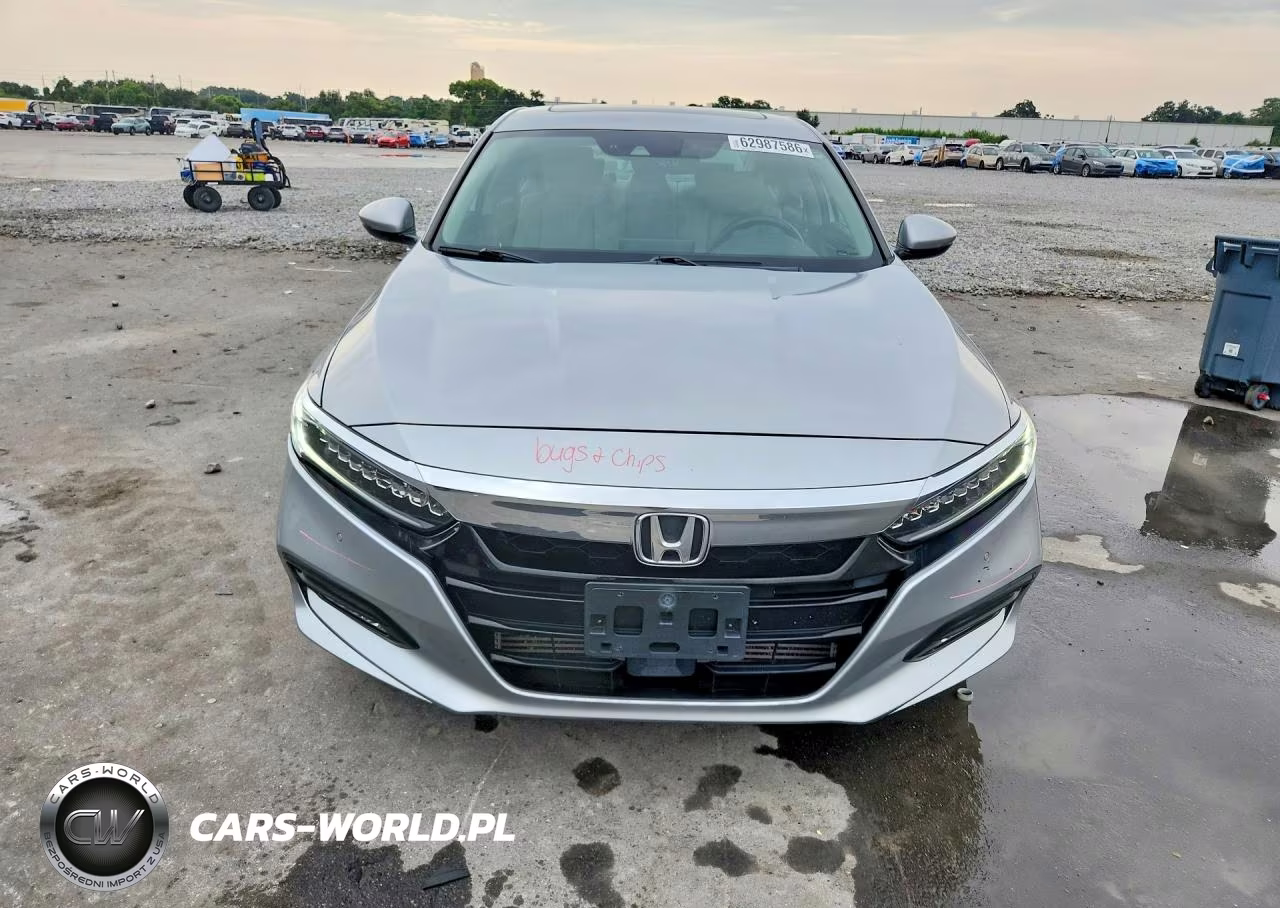 2018 Honda Accord Touring VIN:1HGCV1F94JA153925 - 5