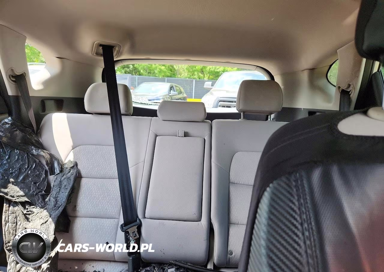 2018 Hyundai Tucson Sel VIN:KM8J3CA48JU649405 - 10
