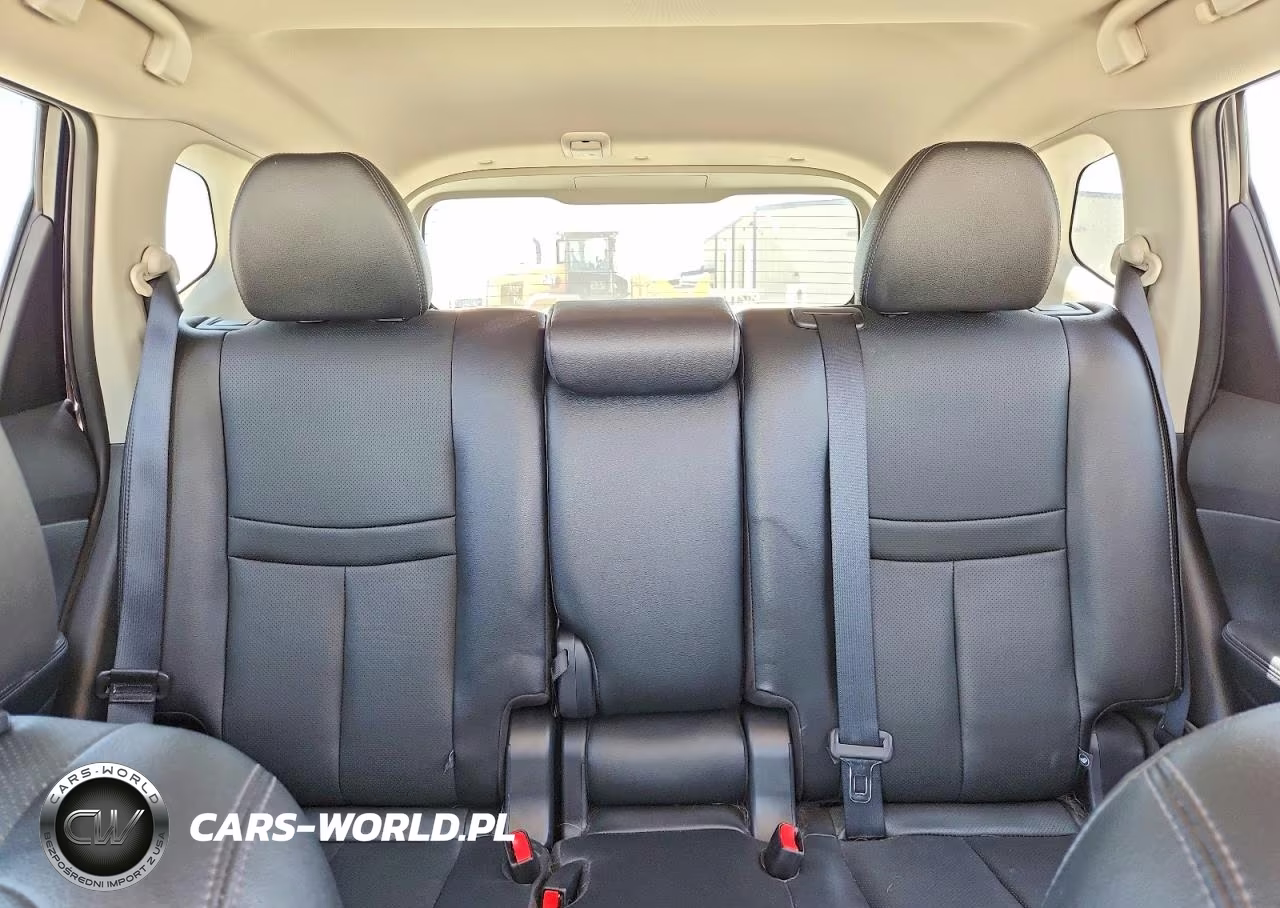2016 Nissan Rogue Sl VIN:5N1AT2MT2GC880702 - 10