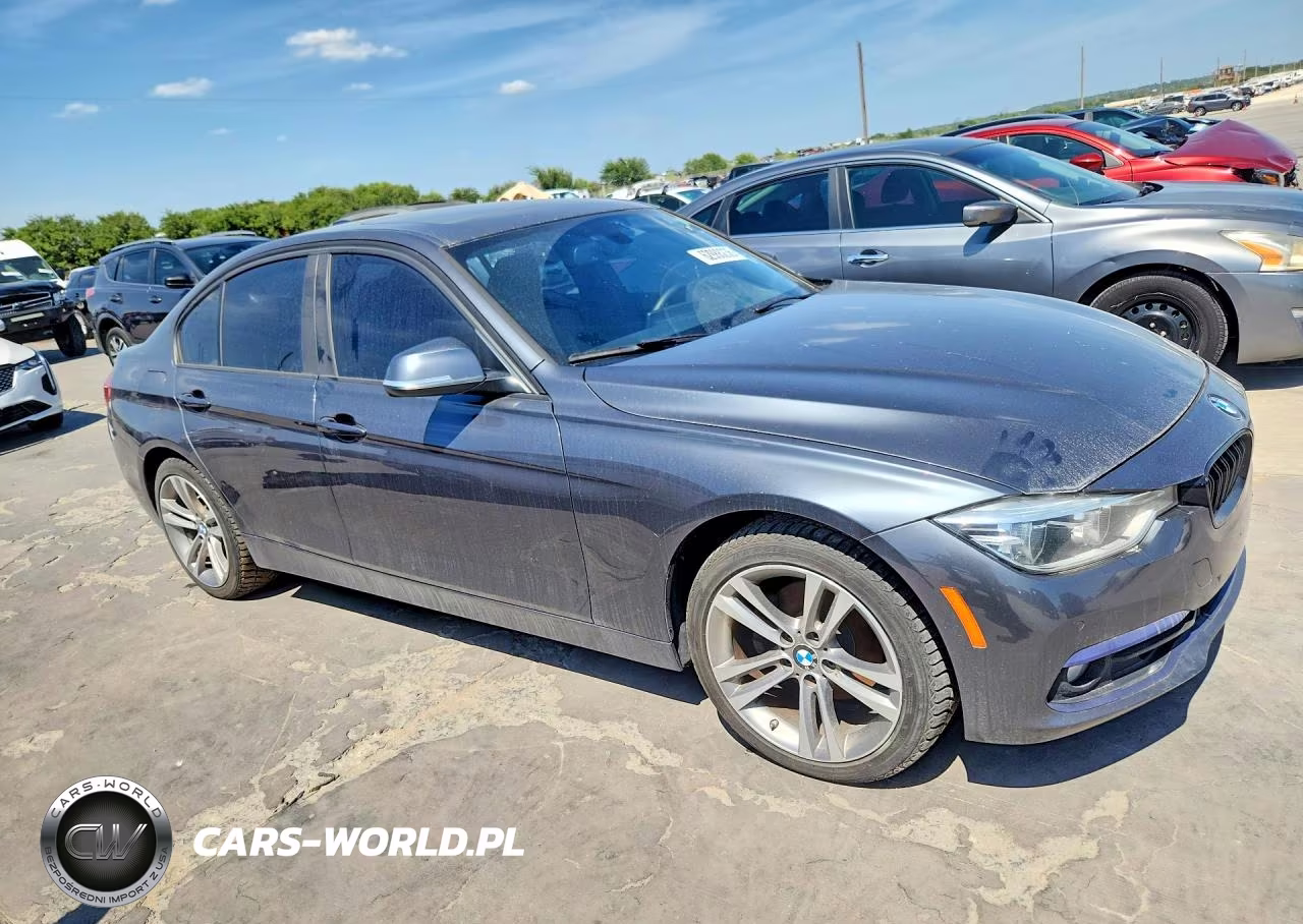2017 BMW 330 Xi VIN:WBA8D9C30HA011715 - 4