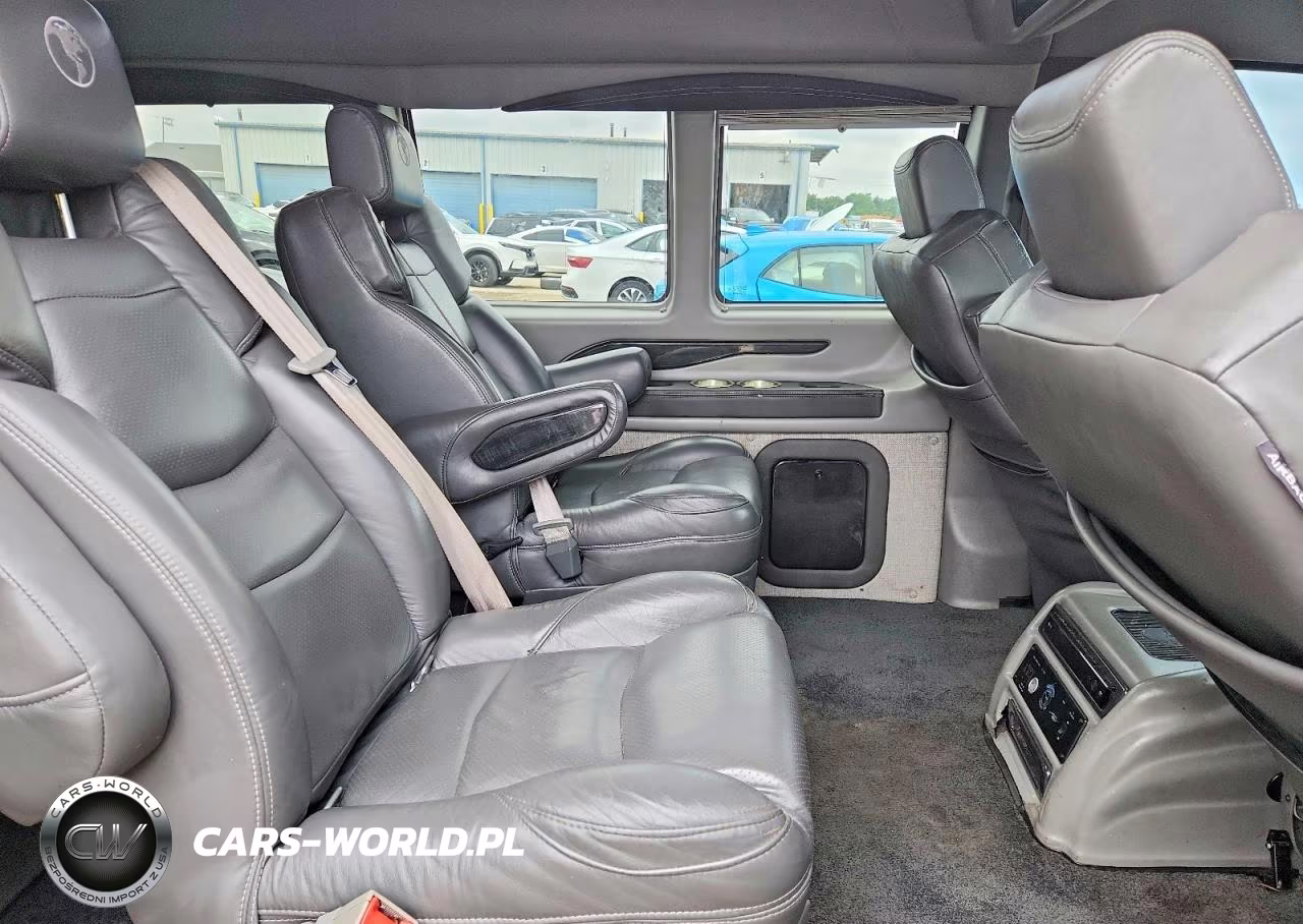 2022 GMC Savana G2500 VIN:1GTW7AF78N1282809 - 11