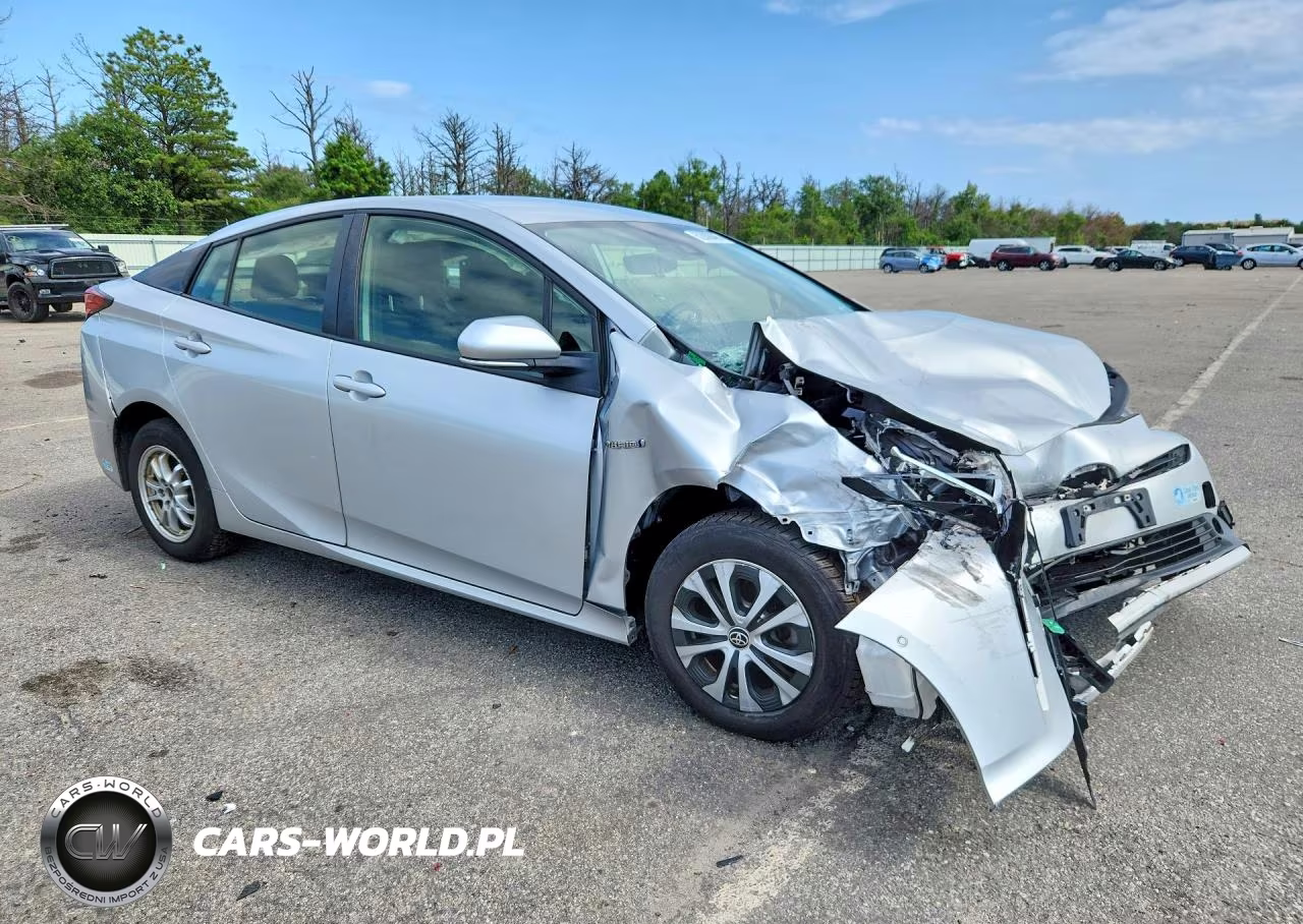 2021 Toyota Prius Le Awd-E VIN:JTDL9MFU8M3028332 - 4