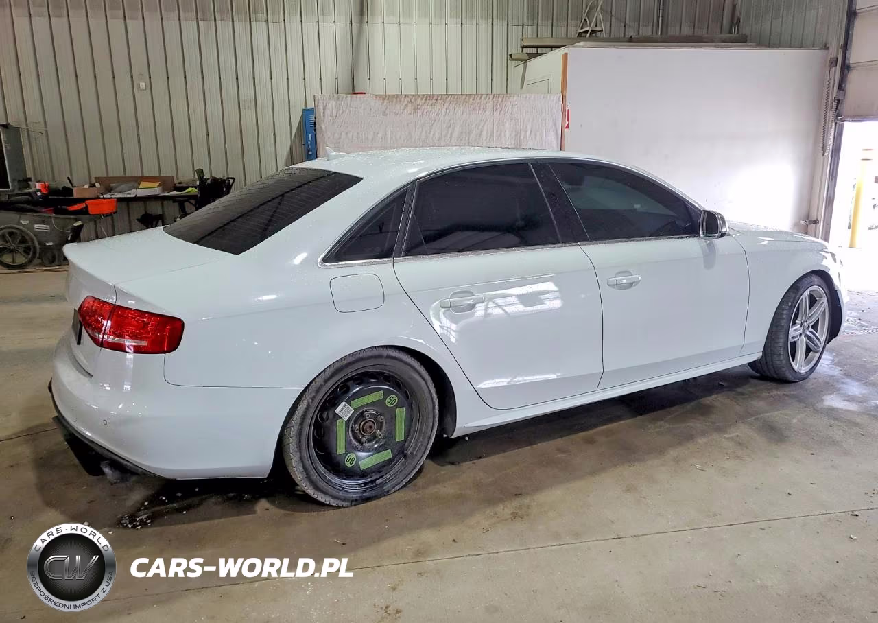2012 Audi S4 Premium Plus VIN:WAUDGAFL4CA069550 - 3