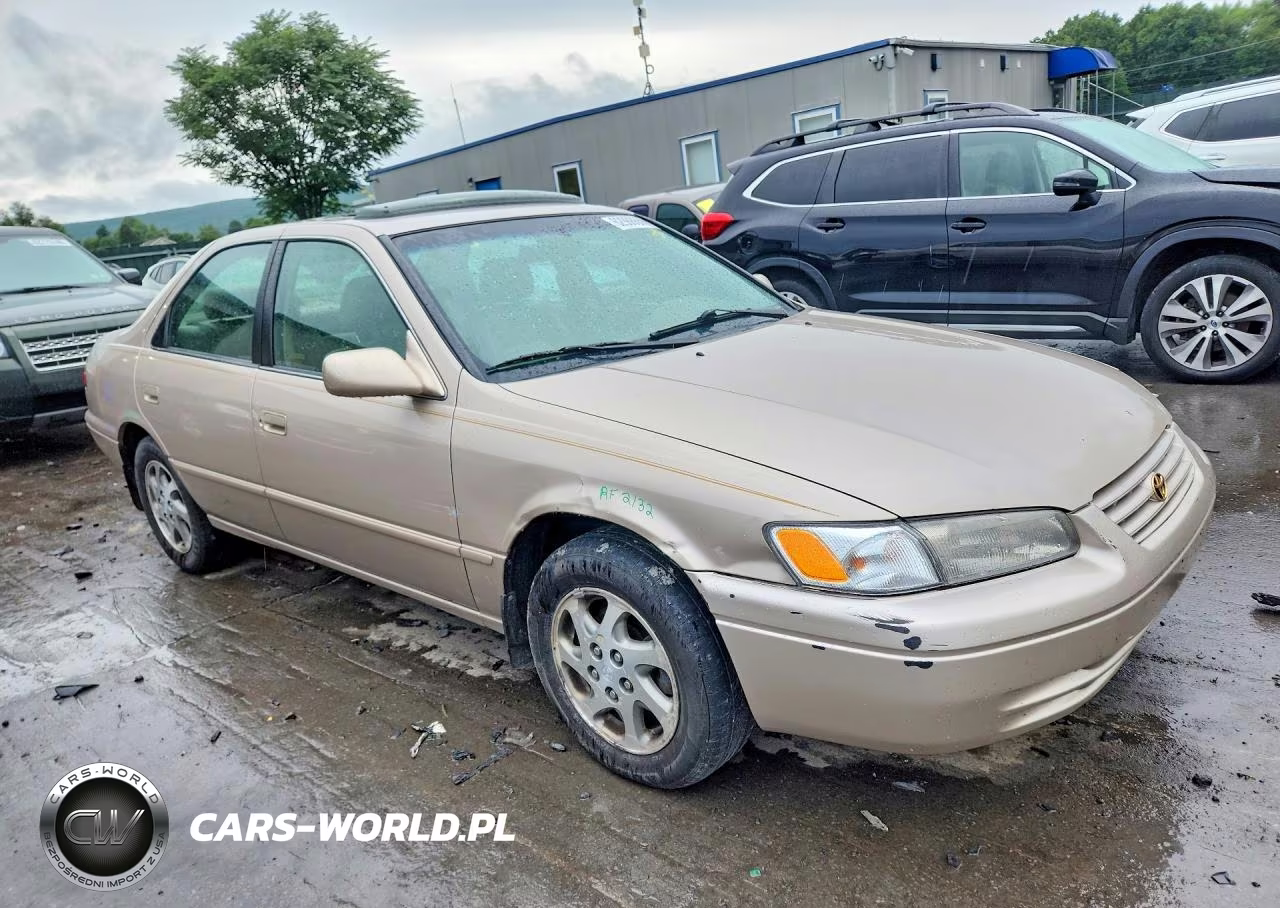 1997 Toyota Camry Xle V6 VIN:4T1BF22K0VU008578 - 4