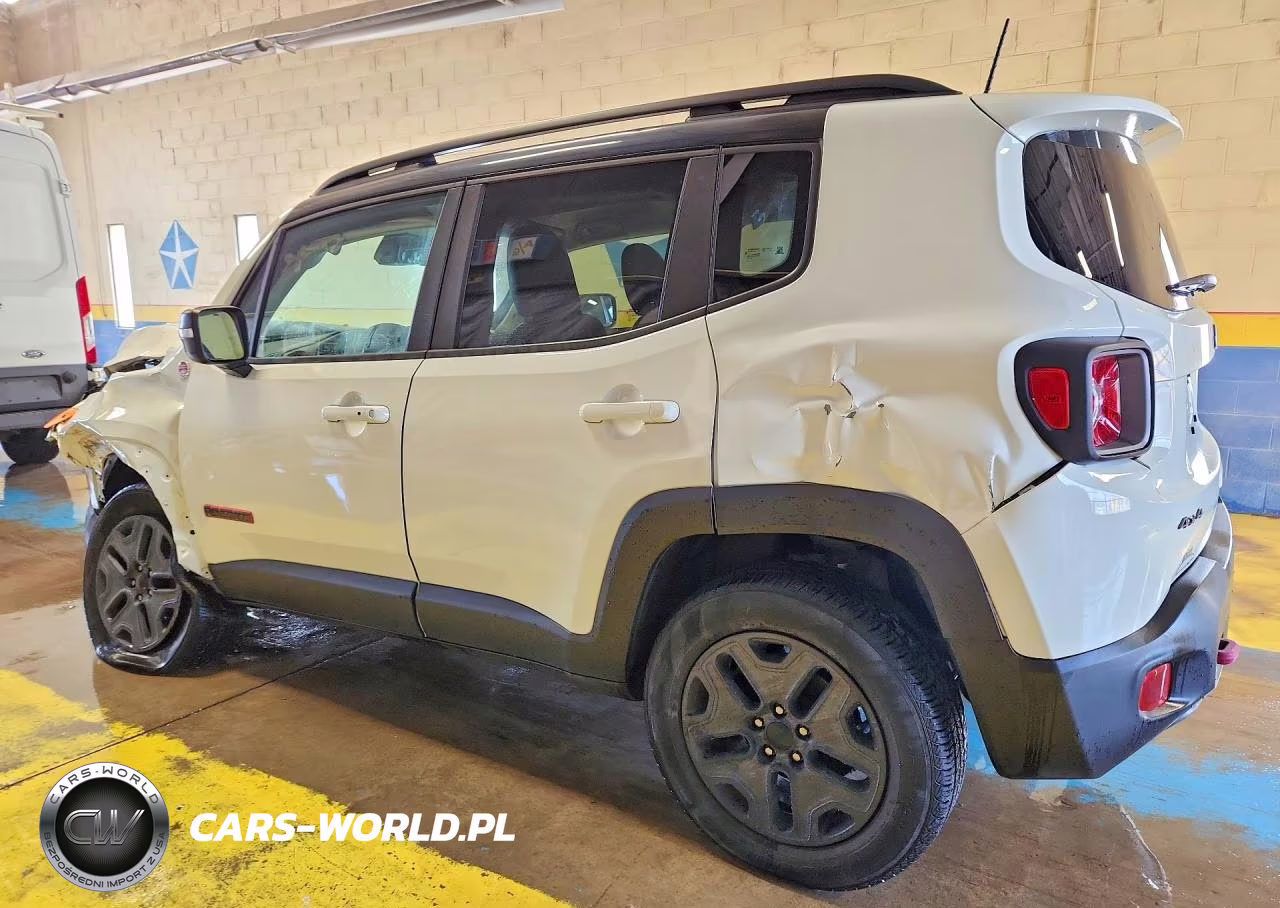 2018 Jeep Renegade Trailhawk VIN:ZACCJBCB3JPH41385 - 2