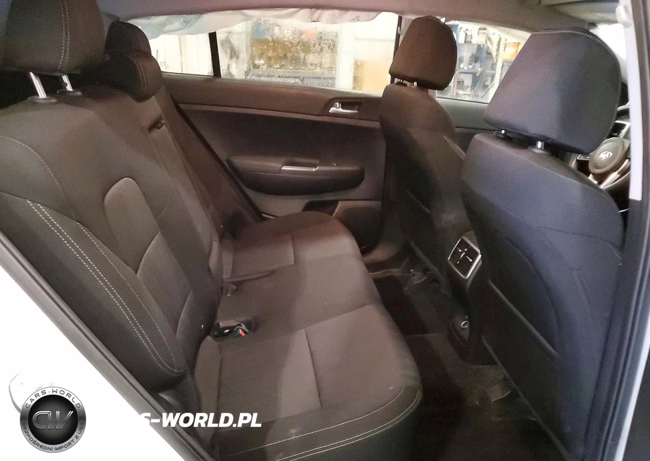 2021 Kia Sportage Lx VIN:KNDPMCAC8M7944509 - 11