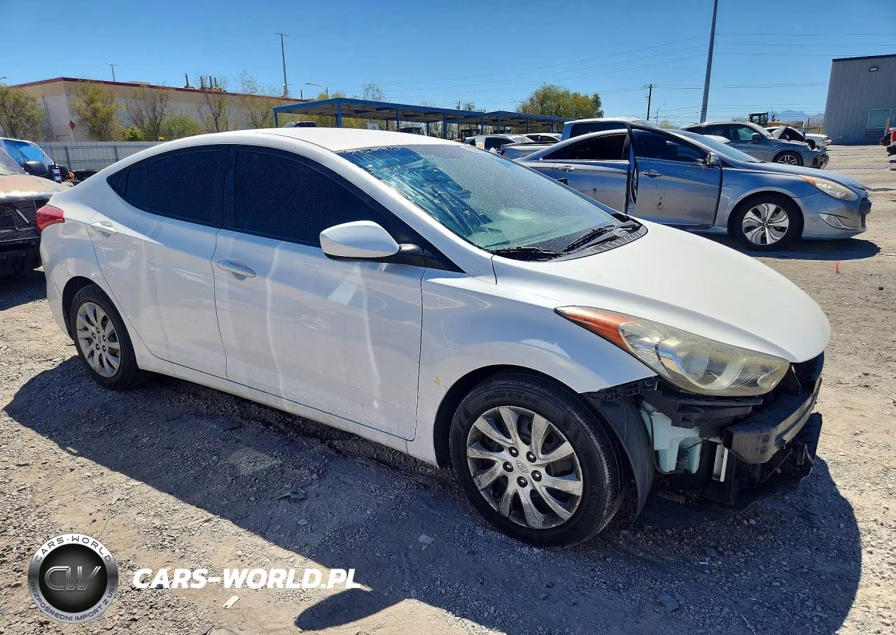 2012 Hyundai Elantra Gls VIN:5NPDH4AE1CH139055 - 4
