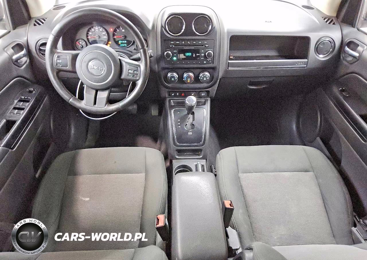 2012 Jeep Compass Latitude VIN:1C4NJDEB0CD621546 - 8