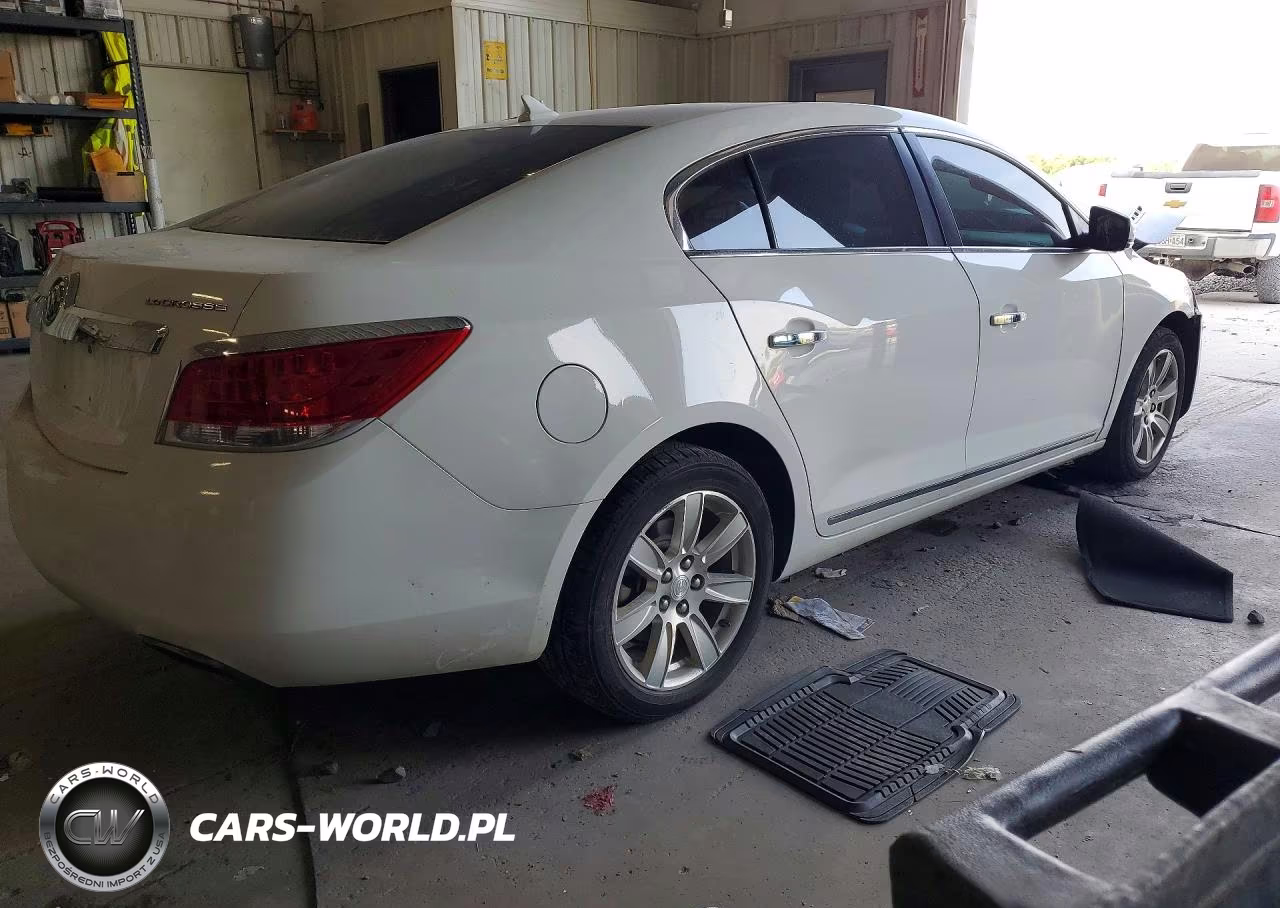 2012 Buick Lacrosse VIN:1G4GC5E39CF137389 - 3