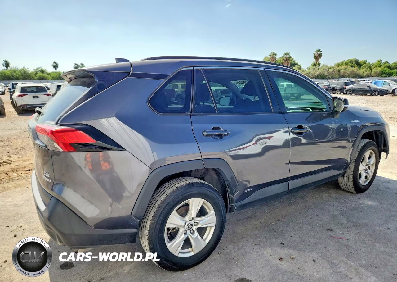 2021 Toyota Rav4 Xle VIN:4T3RWRFV2MU039056 - 3