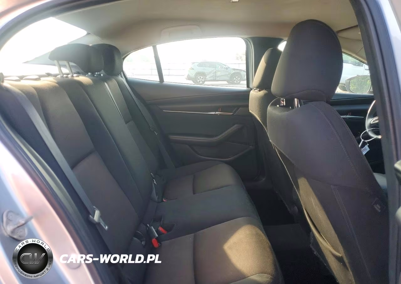 2020 Mazda 3 VIN:3MZBPABL2LM122617 - 10