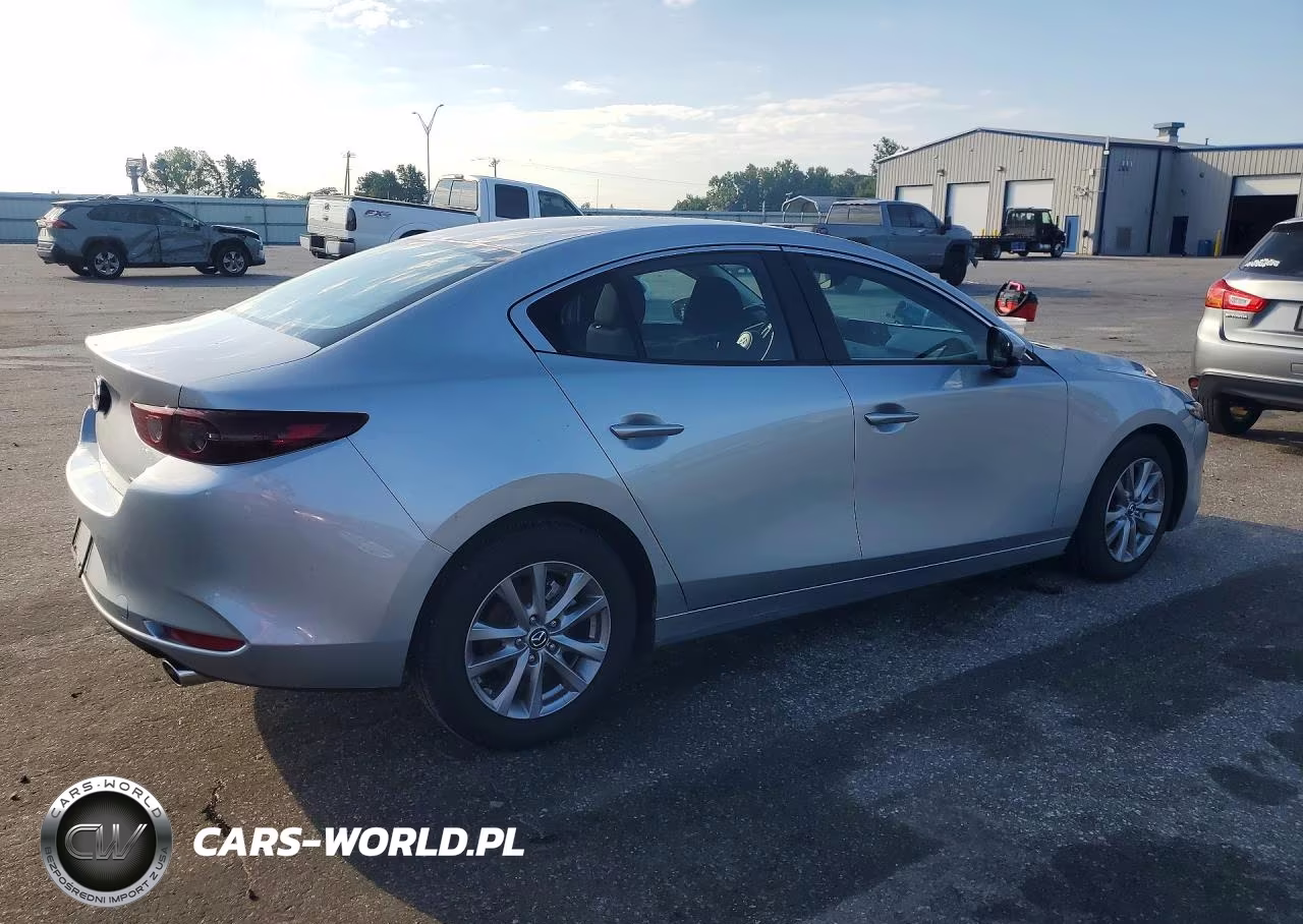 2020 Mazda 3 VIN:3MZBPABL2LM122617 - 3