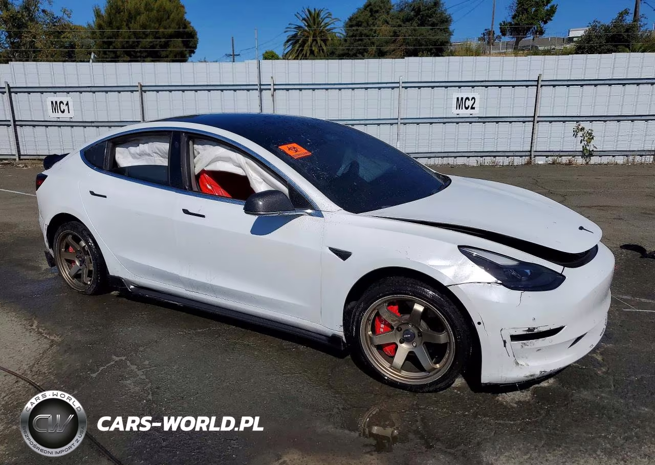 2019 Tesla Model 3 VIN:5YJ3E1EA5KF415941 - 4