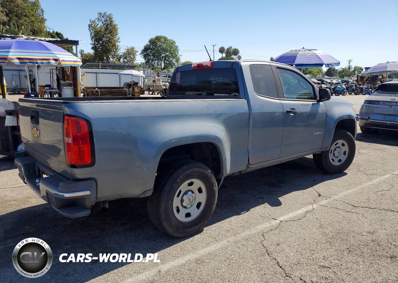 2019 Chevrolet Colorado VIN:1GCHSBEA6K1270115 - 3
